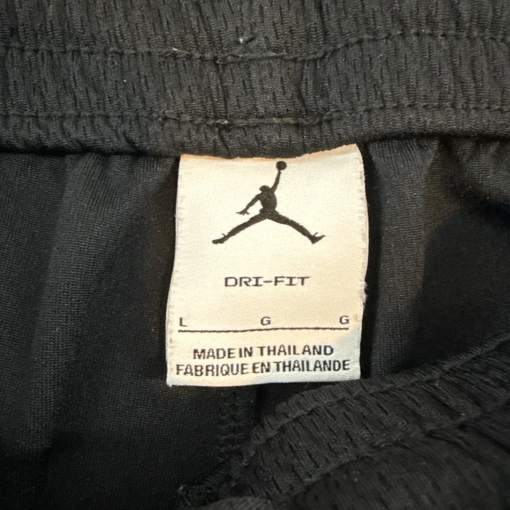Nike Jordan Women's Shorts Size L, Dri-fit, athletic, workout, sports